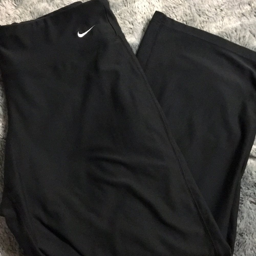Nike crops